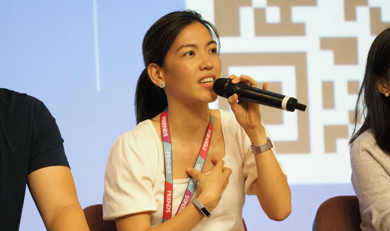 angelyn si in action modal image 3